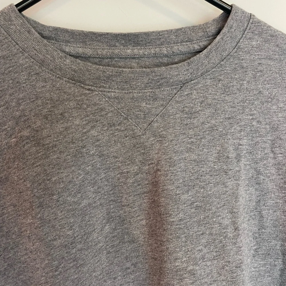 Jordan Air grey long sleeve men’s shirt embroidered multicolor logo size medium